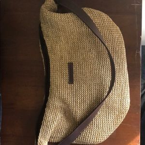 Tan knitted purse